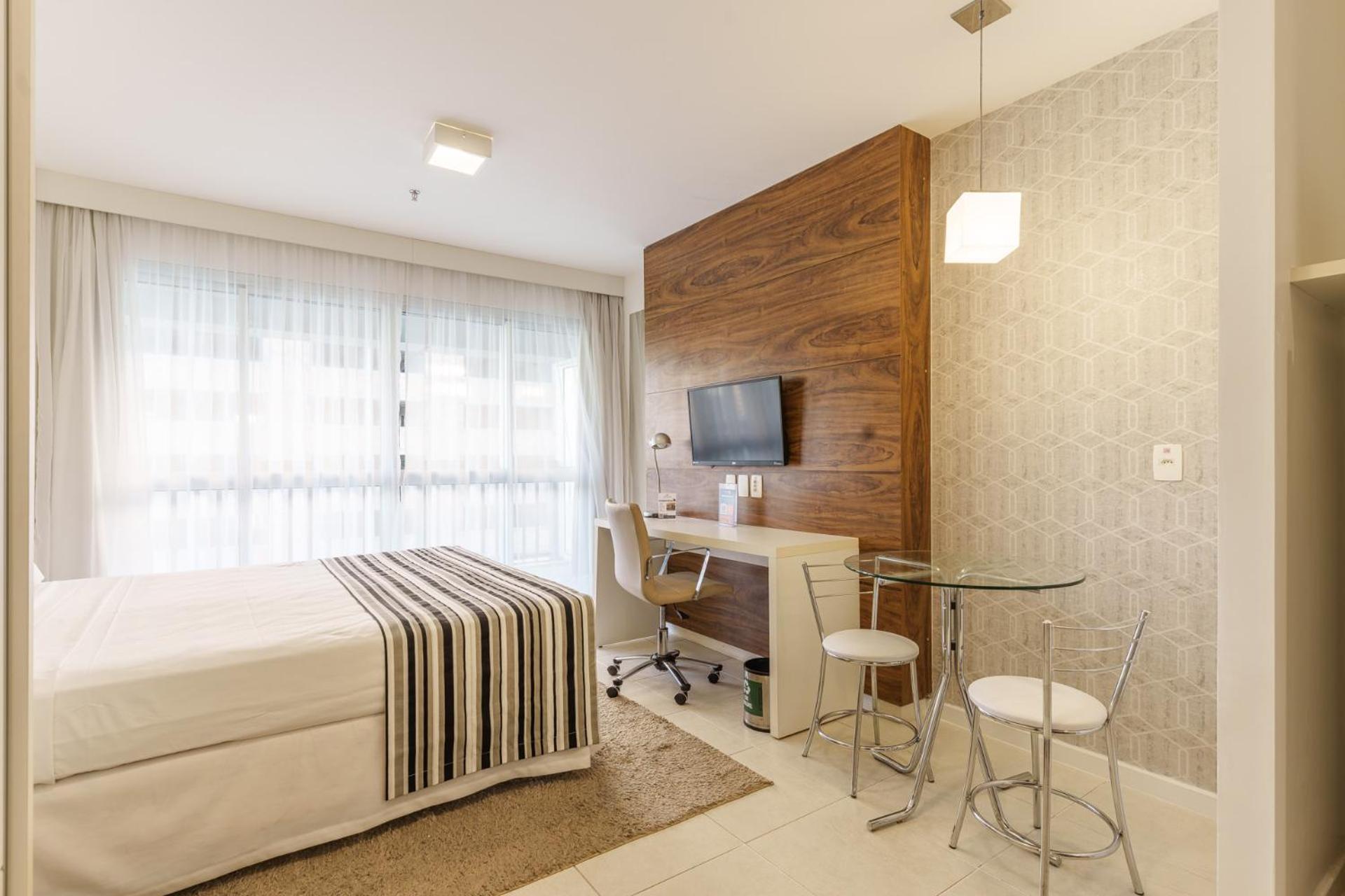 Fusion Hplus Express + Brasília Bilik gambar