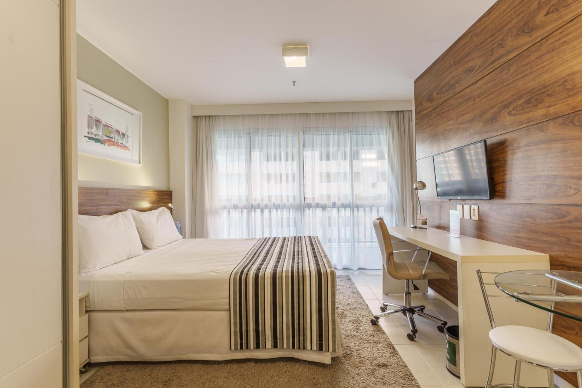 Fusion Hplus Express + Brasília Bilik gambar